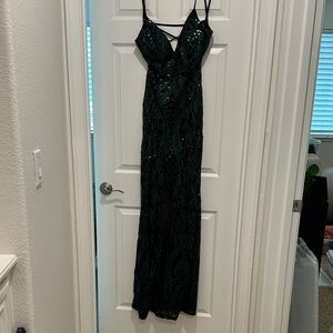 Elegant Green Sequin Evening Gown